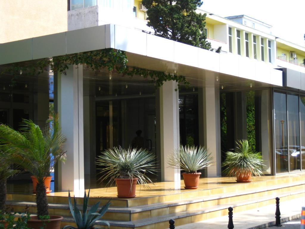 Hotel Palas مامايا المظهر الخارجي الصورة